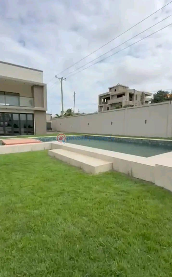 7 bedroom House For Sale East Legon Accra - 4