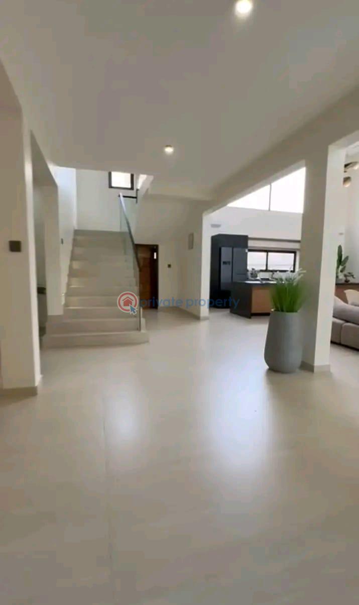 7 bedroom House For Sale East Legon Accra - 9