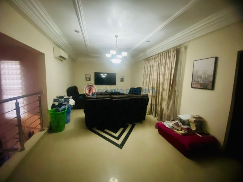 7 bedroom House For Sale Lagos Avenue East Legon Accra - 18