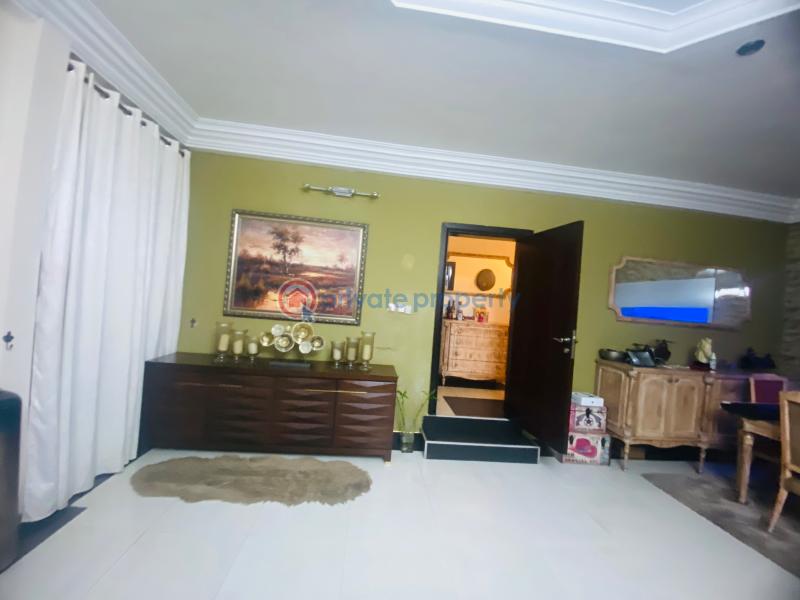 7 bedroom House For Sale Lagos Avenue East Legon Accra - 15