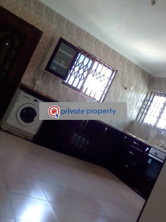 7 bedroom Detached Bungalow For Sale &nbsp;kasoa Blue Top Area Accra Metropolitan  - 4