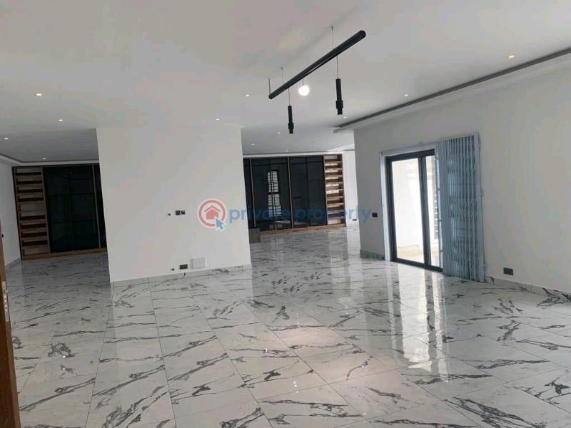 8 bedroom House For Sale Adjiringanor East Legon Accra - 3