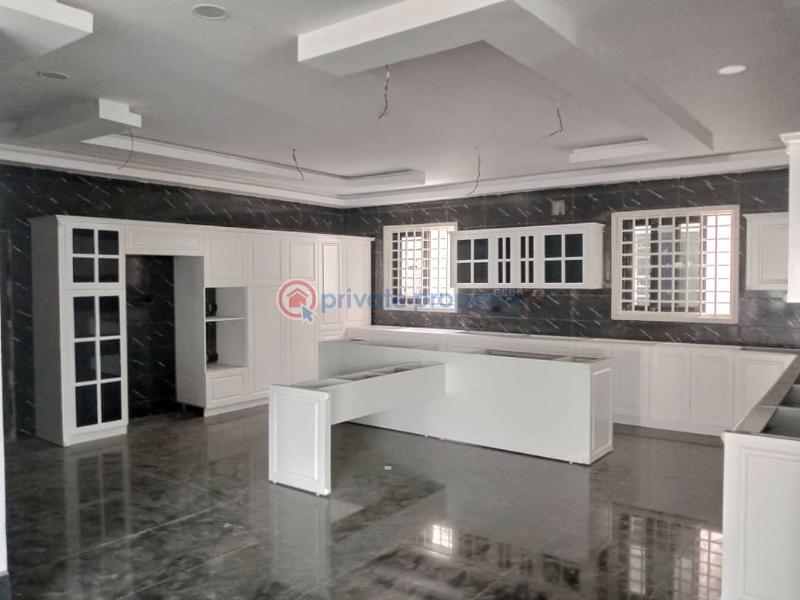 9 bedroom Townhouse For Sale Trasacco Adjiringanor East Legon Accra - 2