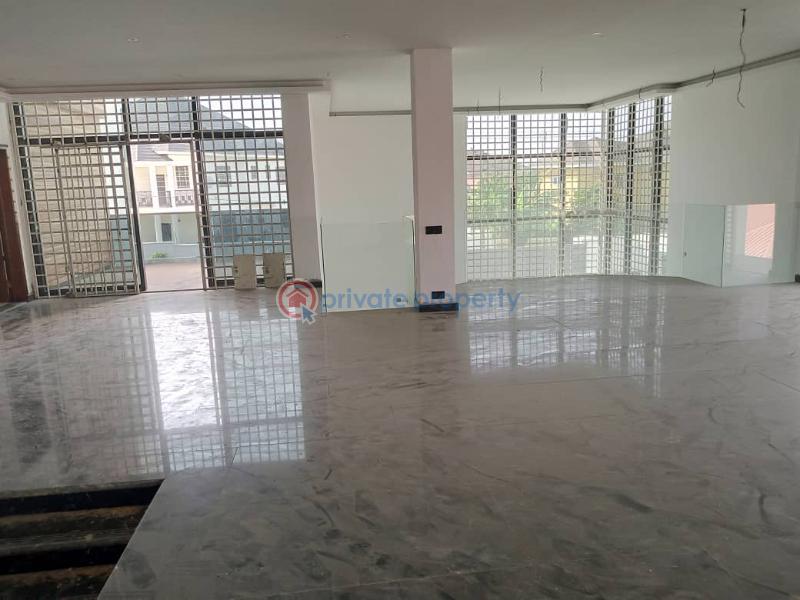 9 bedroom Townhouse For Sale Trasacco Adjiringanor East Legon Accra - 1