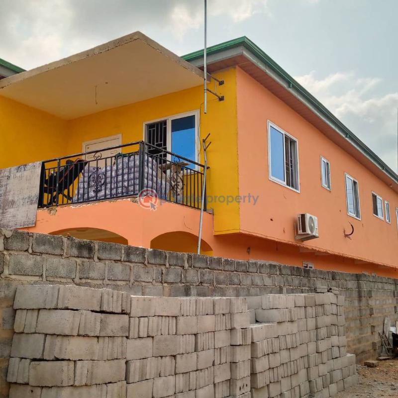 9 bedroom House For Sale Grada Estate Teshie new Town Accra - 1