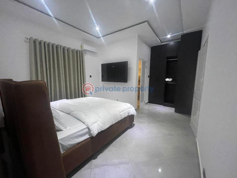 4 bedroom Townhouse For Rent East Airport Airport Residential Area Accra - 3