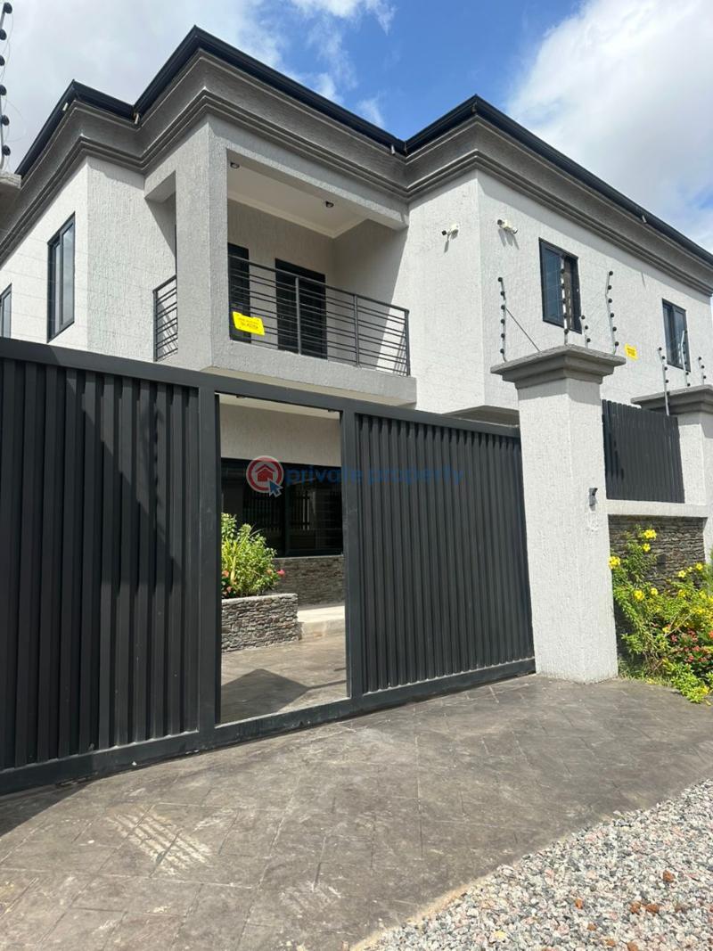 5 bedroom House For Sale North Dzorwulu Accra - 0