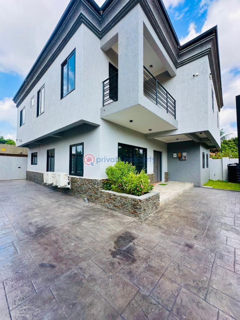 5 bedroom House For Sale North Dzorwulu Accra - 1