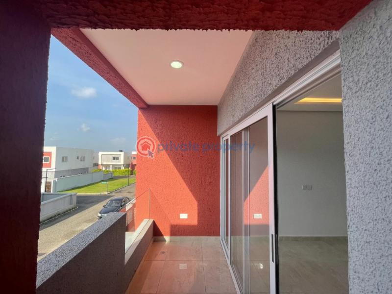 4 bedroom House For Rent Community 25 Tema Accra - 1