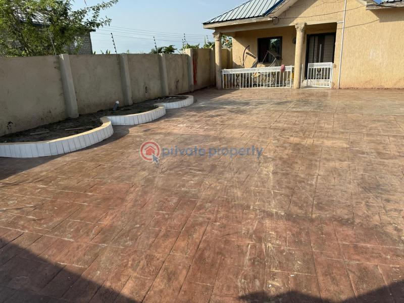 3 bedroom House For Sale Manhean Ablekuma South Accra Metropolitan  - 1