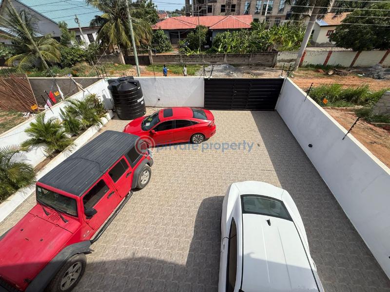 4 bedroom House For Rent Ashaley Botwe Adenta Municipal Accra - 10