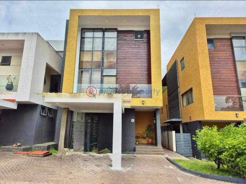 4 bedroom Townhouse For Rent Airport Residential Area Accra - 0