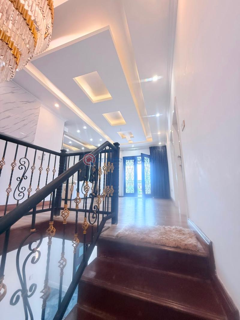 6 bedroom House For Rent Trasacco Accra East Legon  - 9