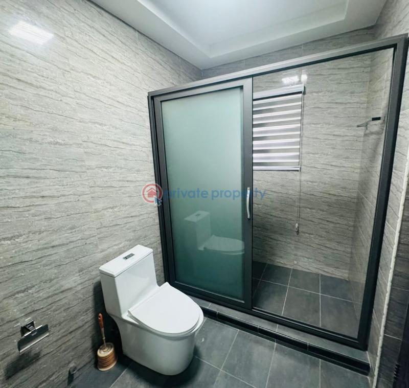 4 bedroom House For Rent American House Accra East Legon  - 11