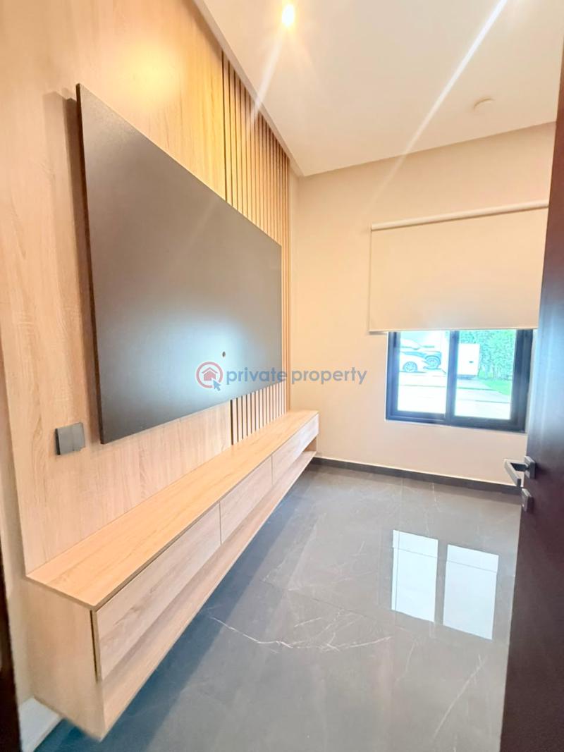 4 bedroom Townhouse For Rent Airport Residential Area Accra - 10