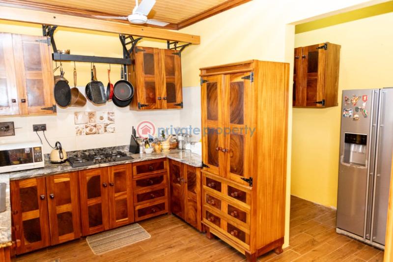 4 bedroom House For Rent Baatsonaa Spintex Accra - 6