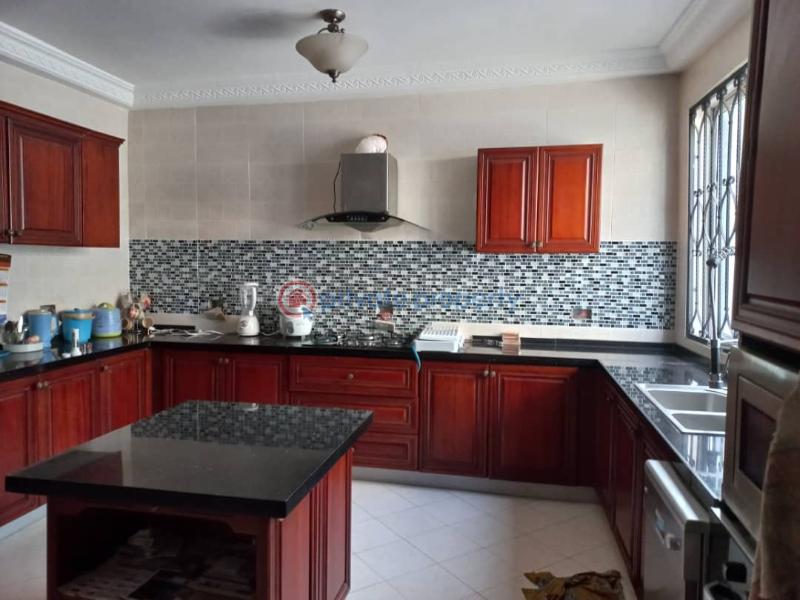 7 bedroom House For Sale Hilltop Kwadaso Kumasi Metropolitan Ashanti - 6