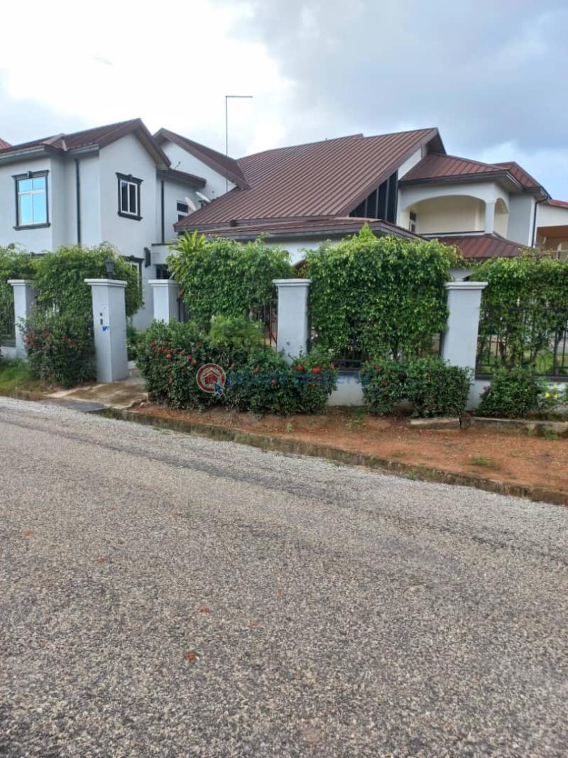 7 bedroom House For Sale Hilltop Kwadaso Kumasi Metropolitan Ashanti - 2