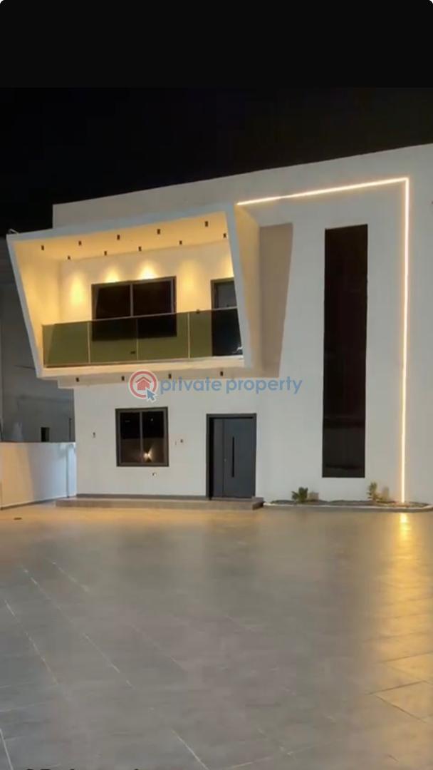 6 bedroom House For Sale Kentinkrono Near Knust/ Tech. Kumasi Metropolitan Ashanti - 0