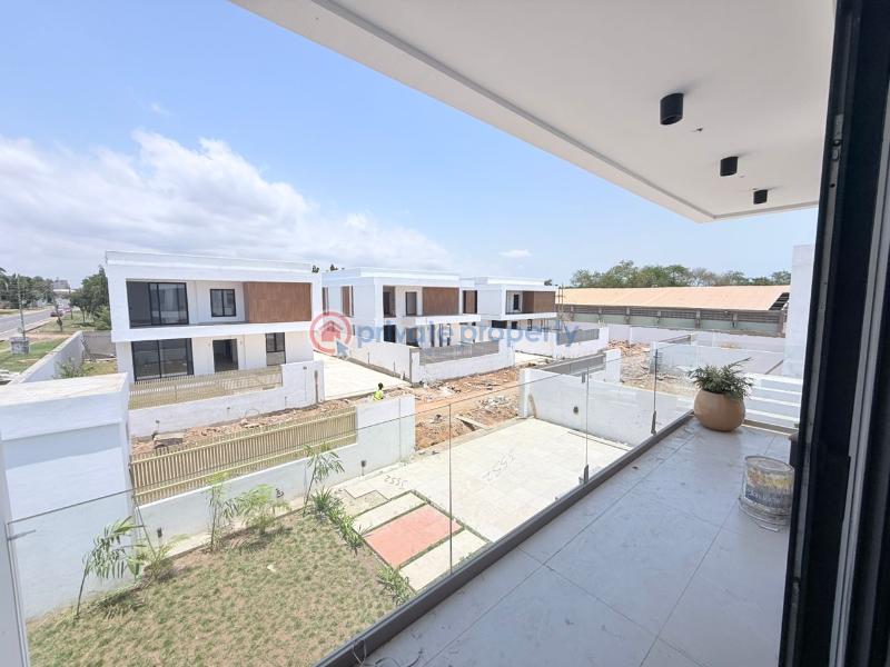 3 bedroom House For Sale East Airport Airport Residential Area Accra - 5