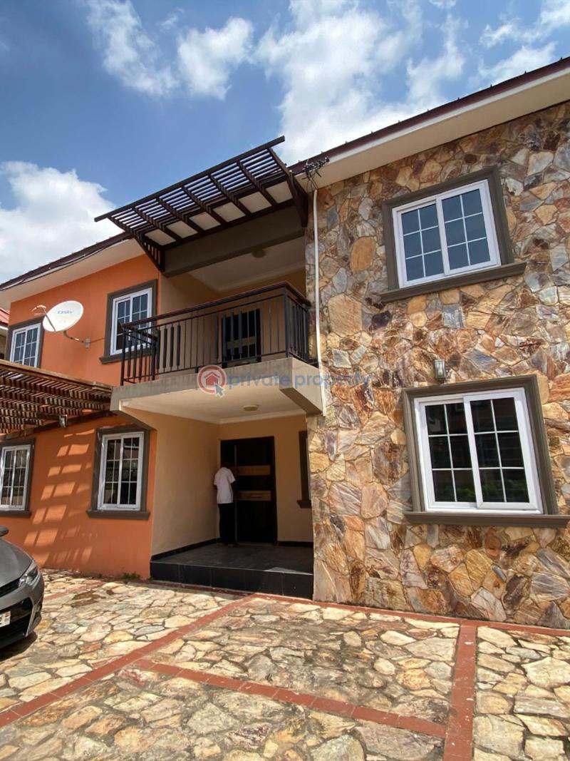3 bedroom Townhouse For Rent East Airport Airport Residential Area Accra - 1