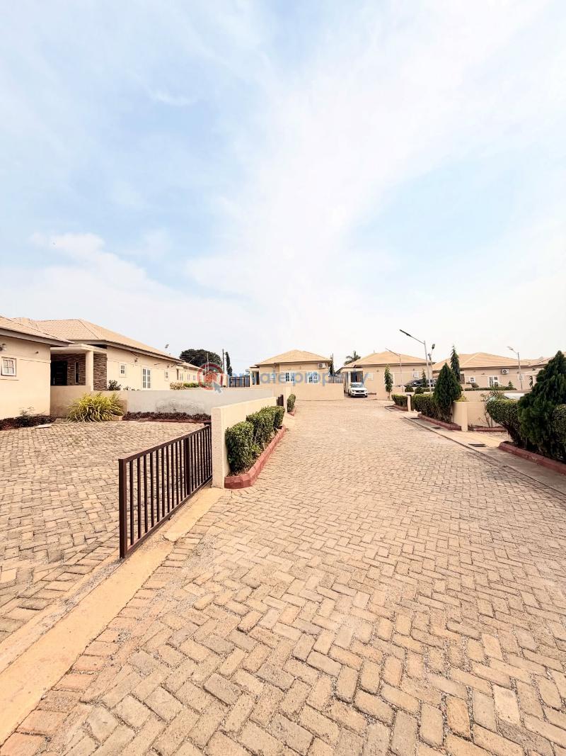 3 bedroom House For Sale Pillar 2 Dome Ga East Municipal Accra - 3