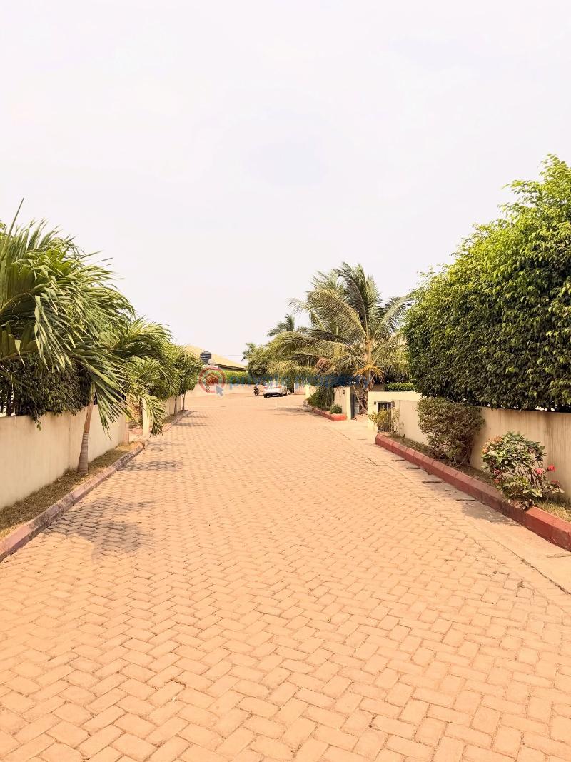3 bedroom House For Sale Pillar 2 Dome Ga East Municipal Accra - 4