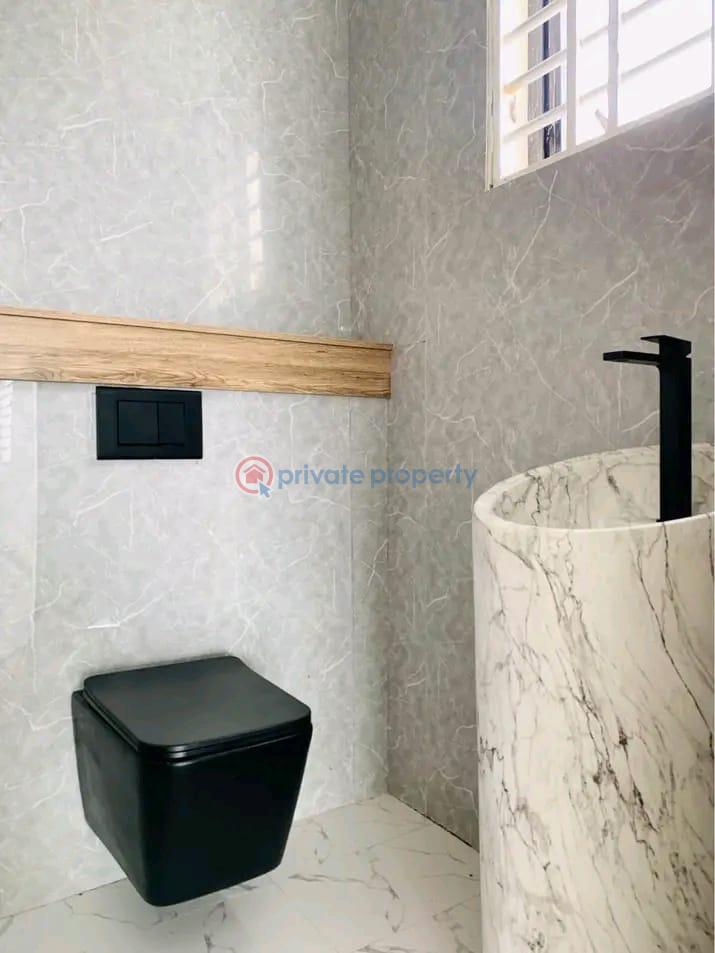 3 bedroom House For Sale comm 25 Tema Accra - 5