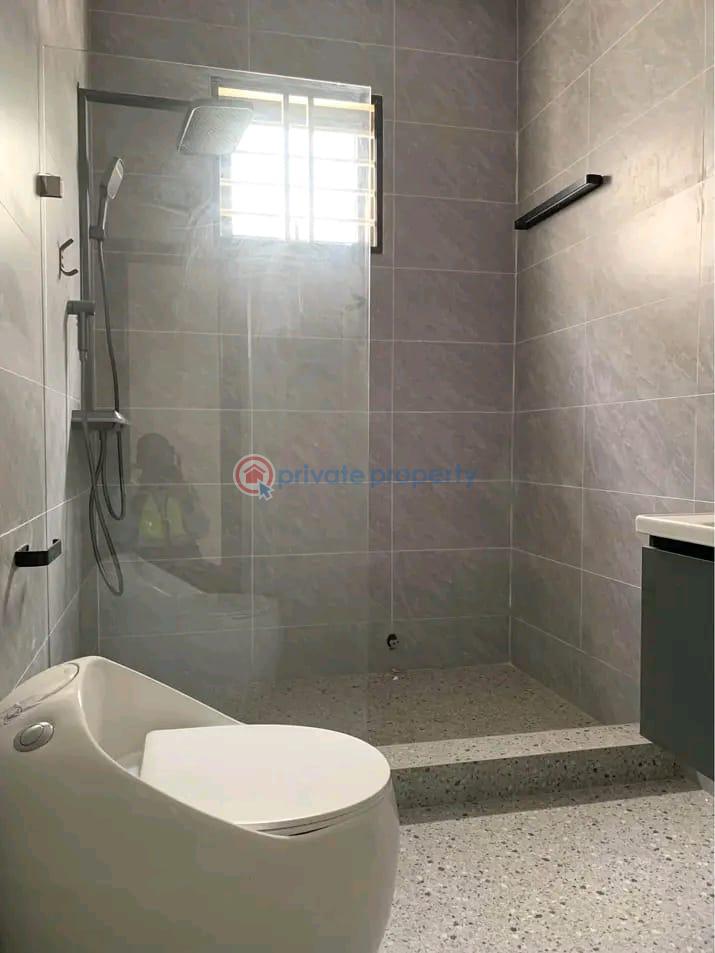 3 bedroom House For Sale comm 25 Tema Accra - 8