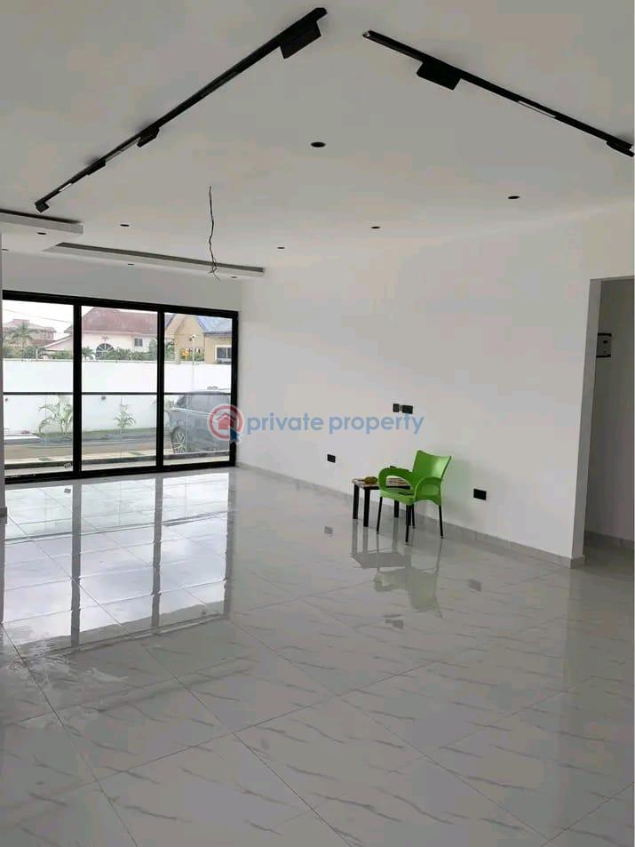 3 bedroom House For Sale comm 25 Tema Accra - 6