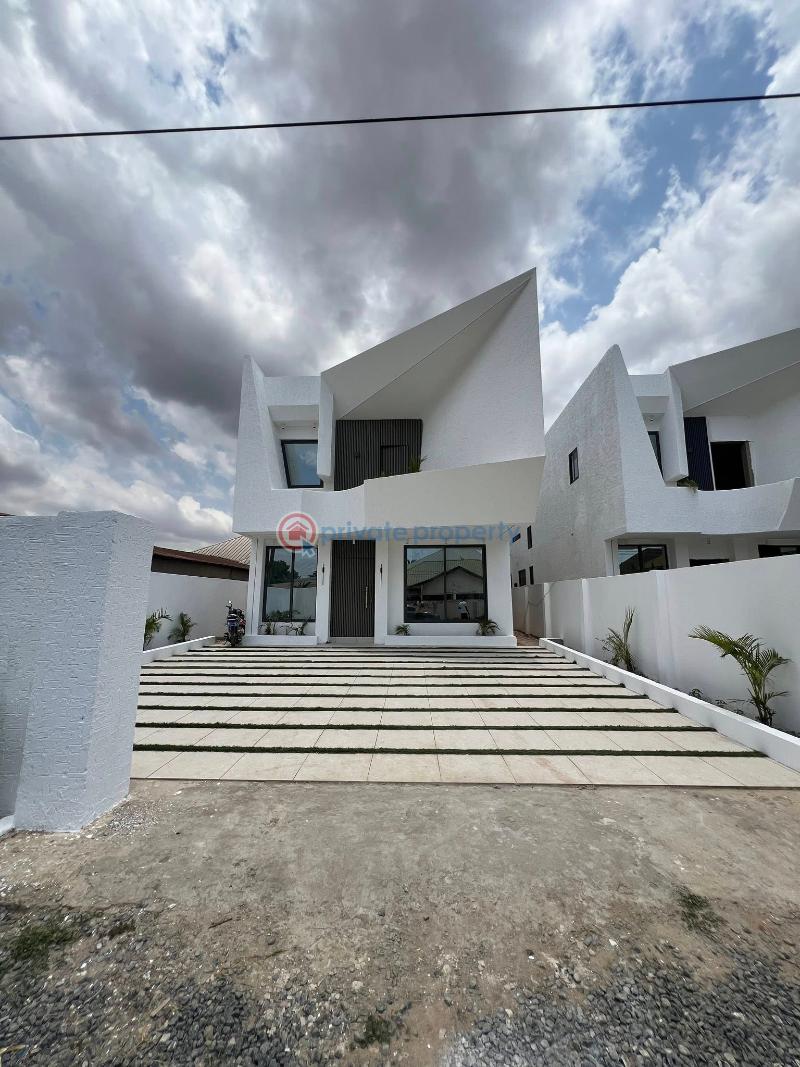 3 bedroom House For Sale West Trasacco Accra East Legon  - 0