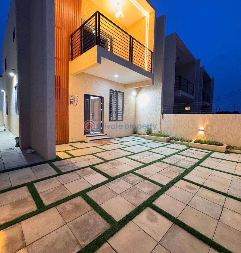 2 bedroom Townhouse For Sale School Junction Ashaley Botwe Adenta Municipal Accra - 2
