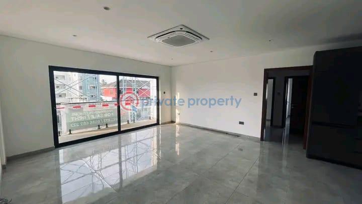 2 bedroom Apartment For Sale Dzorwulu Accra - 11