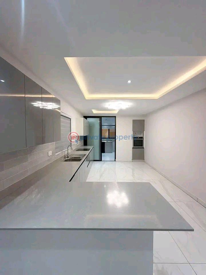 3 bedroom House For Sale East Airport Airport Residential Area Accra - 1
