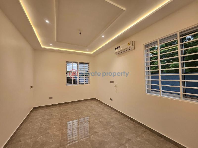 3 bedroom House For Sale Adenta Adenta Municipal Accra - 4