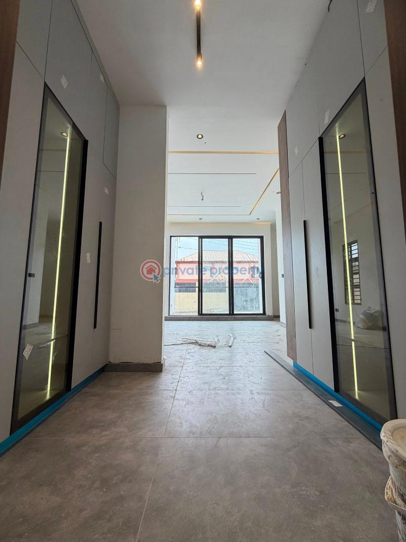 3 bedroom House For Sale Lakeside Estate Ashaley Botwe Adenta Municipal Accra - 6