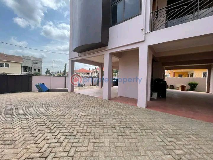3 bedroom Apartment For Rent Trasacco East Legon Accra - 10