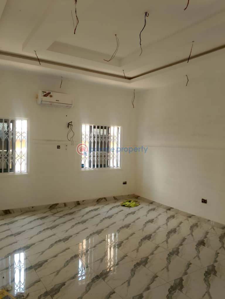 3 bedroom House For Sale Mile7 Achimota Accra - 2