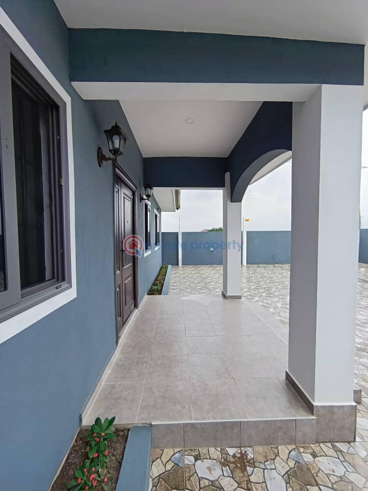 3 bedroom House For Sale Amrahia Adenta Municipal Accra - 6