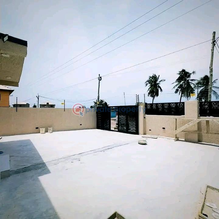 3 bedroom House For Sale Nungua East Accra - 2