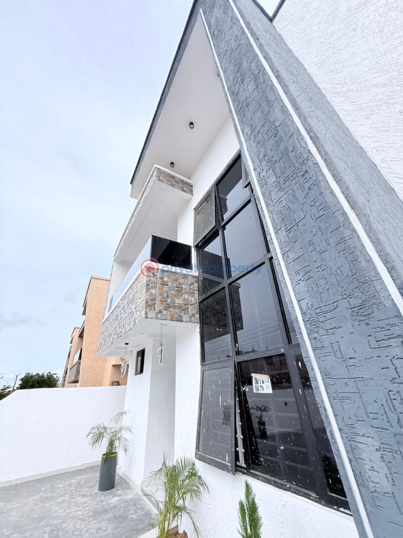 4 bedroom House For Sale Lashibi Spintex Accra - 3