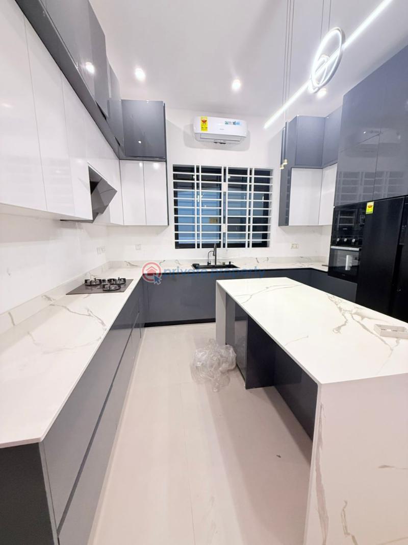 4 bedroom House For Sale Sakumono Spintex Accra - 11