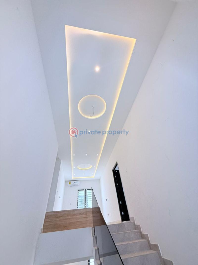 4 bedroom House For Sale Ogbojo Adenta Municipal Accra - 8