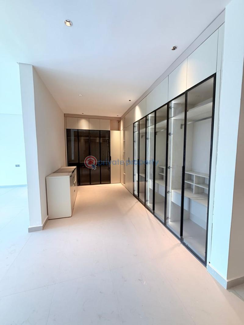 4 bedroom House For Sale Trasacco Accra East Legon  - 7