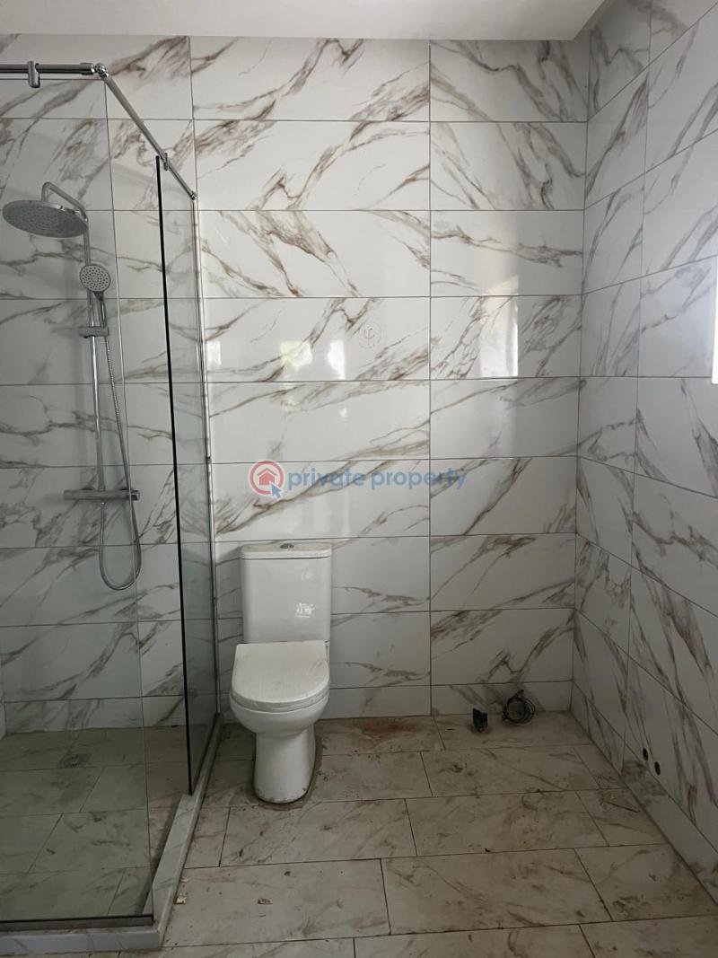 4 bedroom House For Sale Tesano Accra - 4