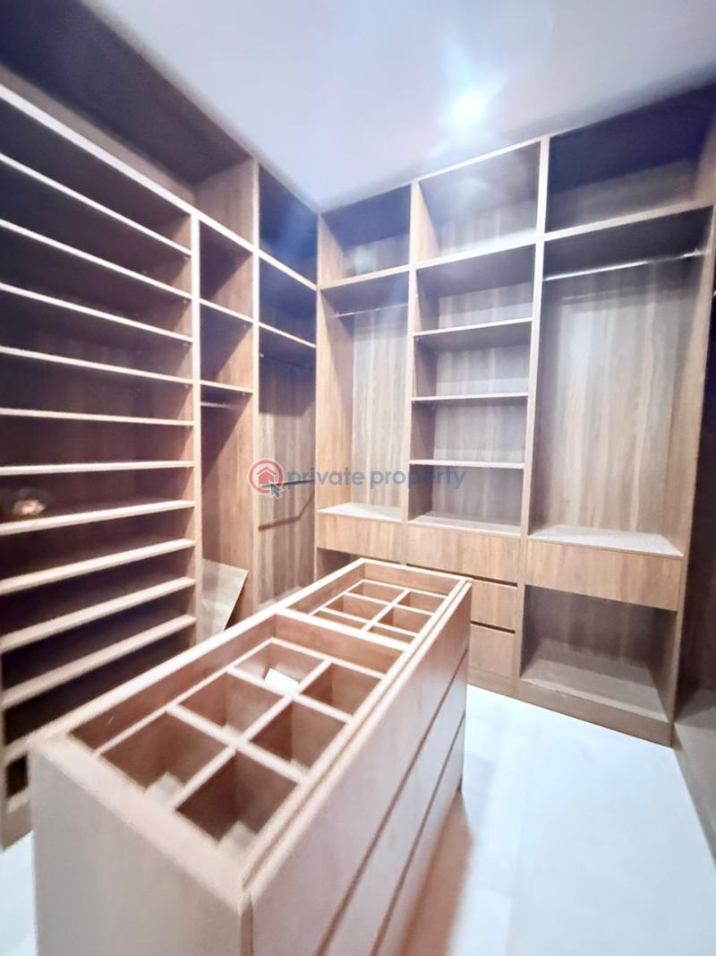4 bedroom House For Sale Sakumono Spintex Accra - 6