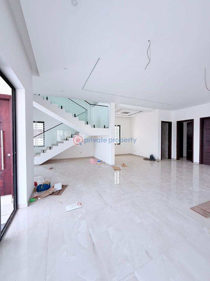 4 bedroom House For Sale Sakumono Spintex Accra - 2