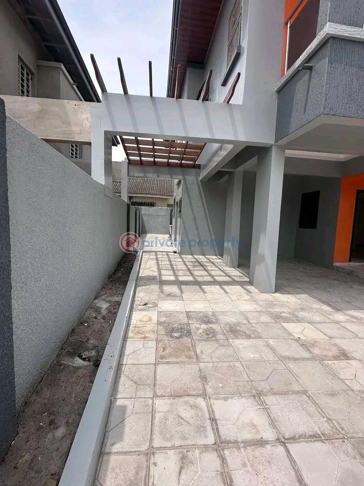 4 bedroom House For Sale Haatso Ga East Municipal Accra - 2