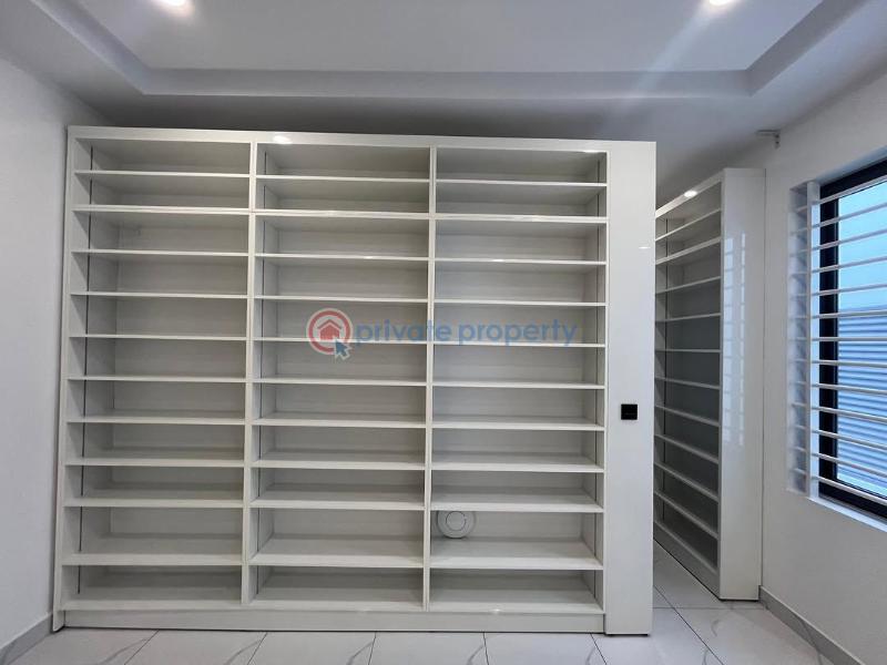 4 bedroom House For Rent Abelemkpe Accra - 5