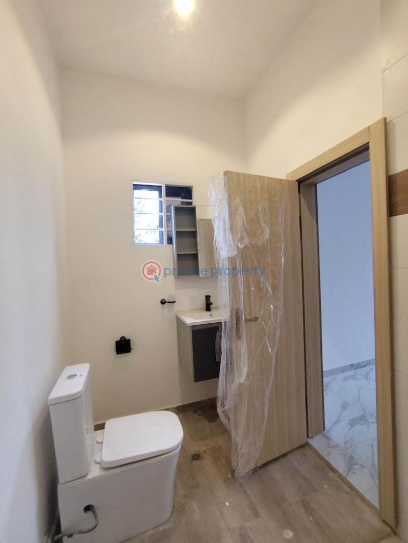 4 bedroom Office Space For Sale East Legon Accra - 3